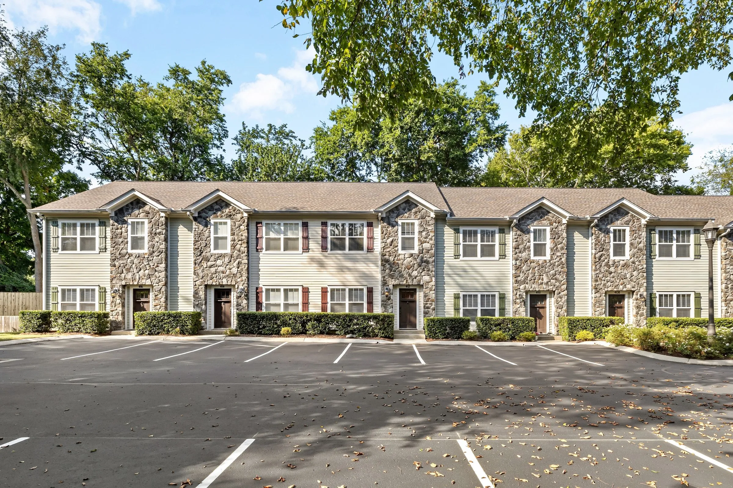 Exterior 8 at The 412